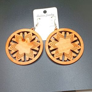 BOHO wood carved snowflake shape earrings